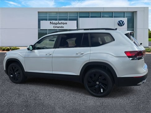 New 2026 Volkswagen Atlas SE image 8