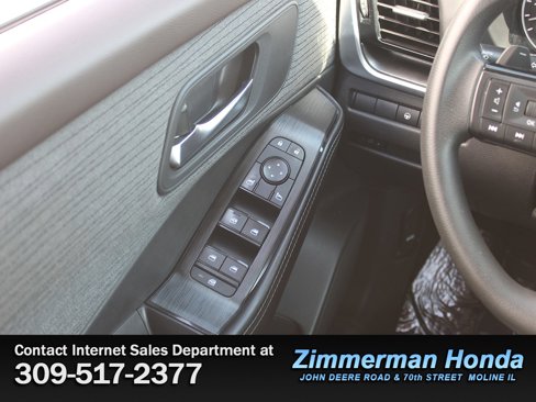 Used 2021 Nissan Rogue SV image 14