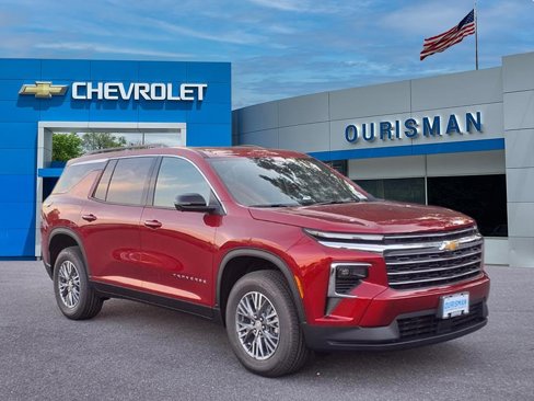 New 2026 Chevrolet Traverse LT w/ Driver Confidence Package image 1