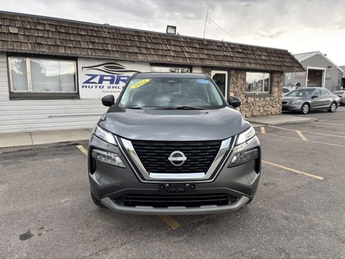 Used 2023 Nissan Rogue S image 2