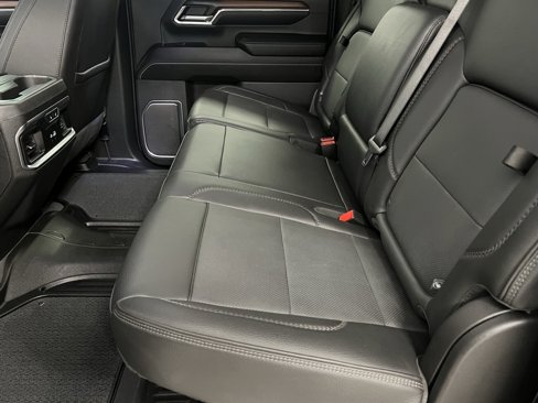 Used 2024 GMC Sierra 3500 Denali w/ Technology Package image 50