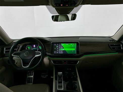 New 2026 Volkswagen Atlas SEL Premium R-Line image 3