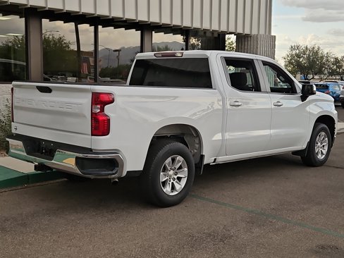 Used 2021 Chevrolet Silverado 1500 LT image 3