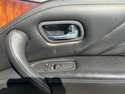 Used 2015 INFINITI QX80 4WD image 12