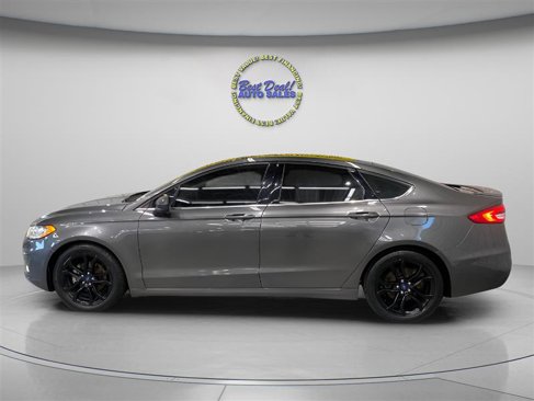 Used 2020 Ford Fusion SE w/ Equipment Group 151A image 4