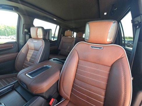 Used 2023 GMC Yukon XL Denali Ultimate image 24