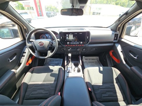 New 2025 Nissan Frontier PRO-4X image 28
