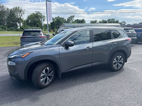 Used 2022 Nissan Rogue SV w/ SV Premium Package image 7