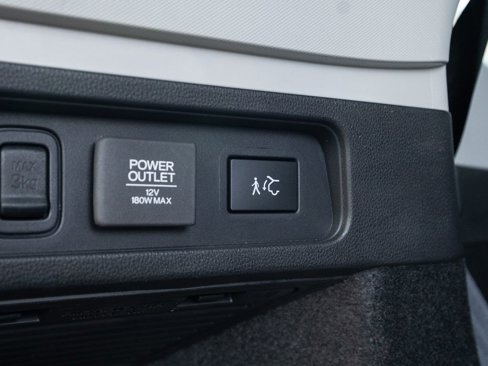 Certified 2025 Acura MDX w/ Technology Package image 51