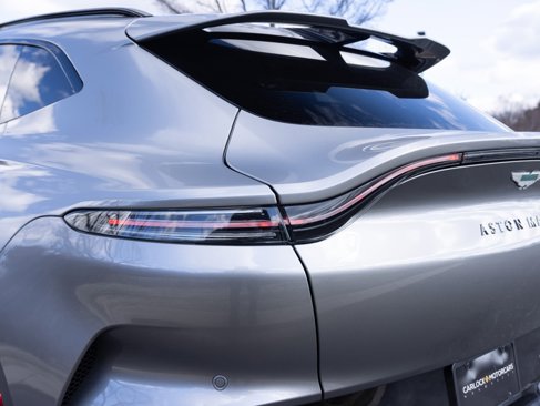 New 2025 Aston Martin DBX 707 image 38