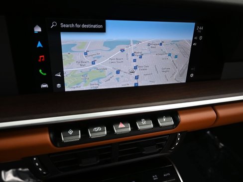 Certified 2025 Porsche 911 Carrera image 25