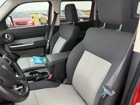 Used 2007 Dodge Nitro SLT image 12