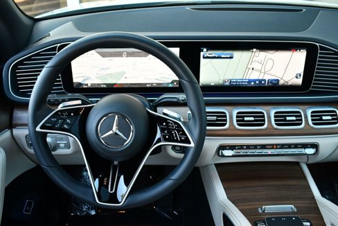 Used 2025 Mercedes-Benz GLE 450 4MATIC image 46