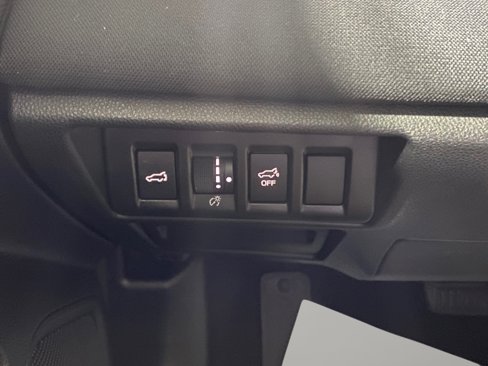 Used 2022 Subaru Outback Premium image 23