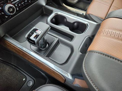 New 2025 Chevrolet Silverado 1500 High Country w/ Technology Package image 16