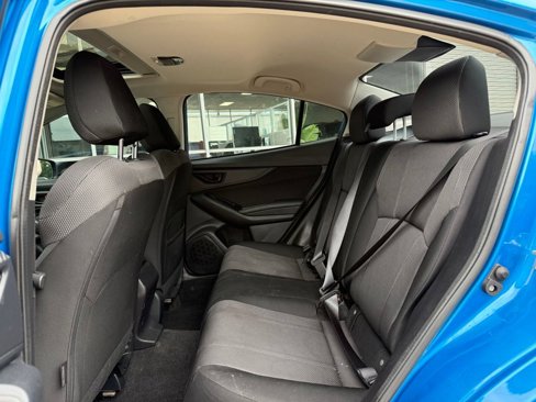 Used 2022 Subaru Impreza 2.0i Premium image 10