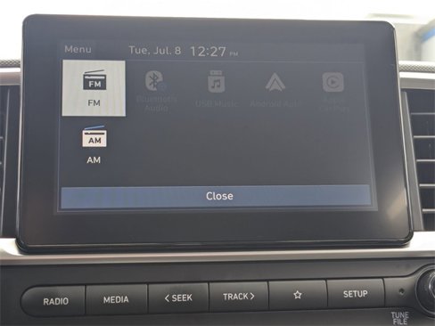 Used 2025 Hyundai Venue SE image 22