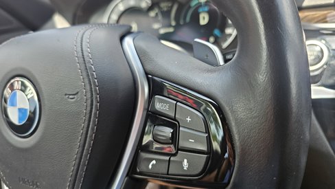 Used 2018 BMW 530e w/ Premium Package 2 image 45