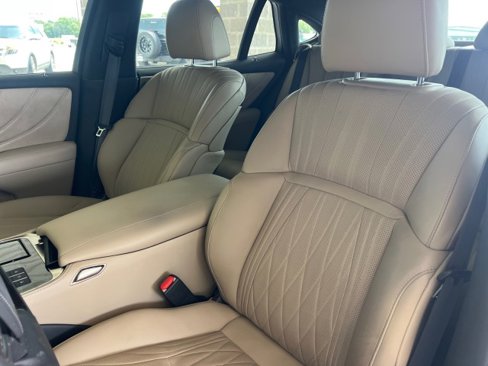 Used 2024 Lexus LS 500 image 20