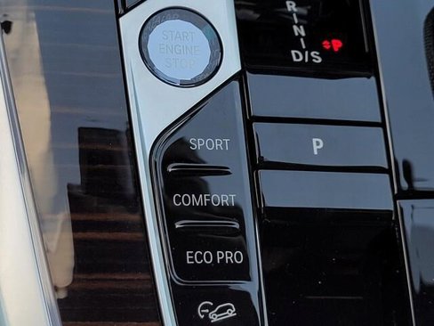 New 2026 BMW X7 xDrive40i w/ Executive Package image 26