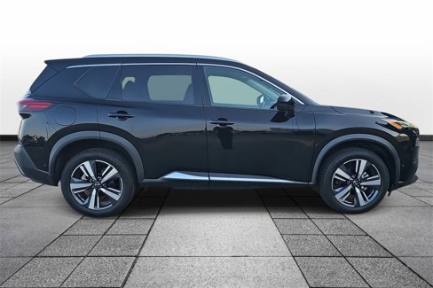 Used 2023 Nissan Rogue SL w/ SL Premium Package image 4