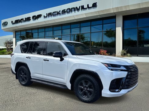 New 2025 Lexus LX 700h Overtrail image 1