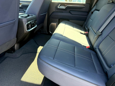 Used 2024 Chevrolet Silverado 3500 High Country w/ Technology Package image 13