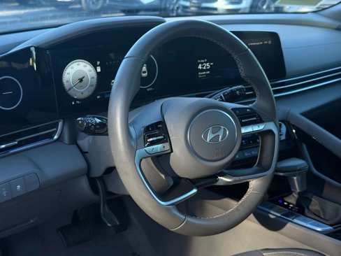 Used 2024 Hyundai Elantra SEL w/ Convenience Package image 26