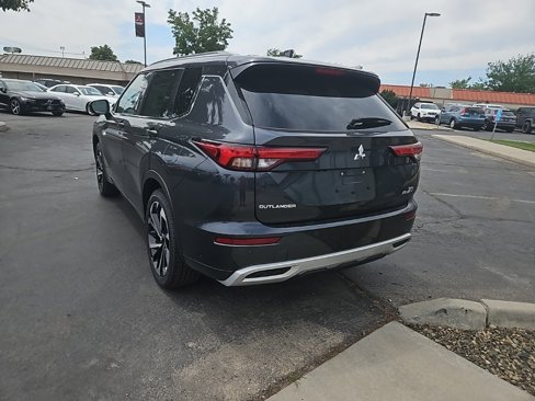 New 2025 Mitsubishi Outlander SEL image 11