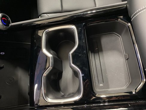 New 2026 Chevrolet Silverado EV LT image 39
