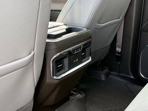 Used 2024 Chevrolet Silverado 1500 LTZ w/ LTZ Premium Package image 24
