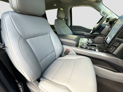 New 2025 Ford F150 Lightning Flash image 28