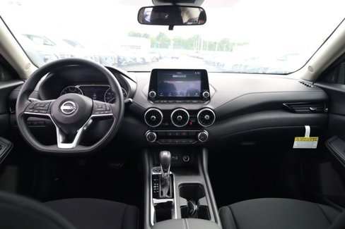 New 2025 Nissan Sentra SV w/ Trunk Package image 16