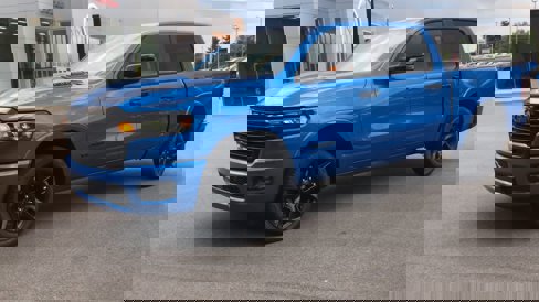 New 2025 RAM 1500 Laramie w/ Night Edition image 4
