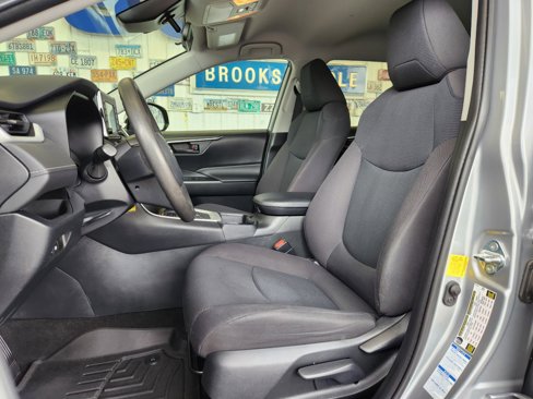 Used 2020 Toyota RAV4 LE w/ All Weather Liner Package image 4