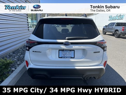 New 2025 Subaru Forester Premium image 7