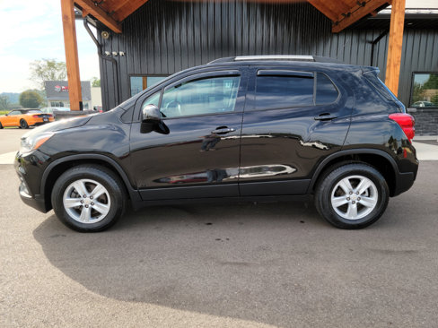 Used 2022 Chevrolet Trax LT w/ Driver Confidence Package image 24