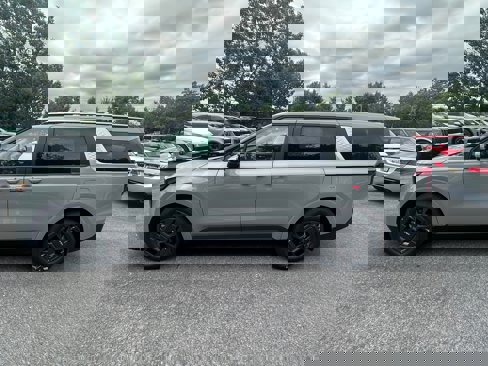 New 2026 Kia Carnival EX image 8