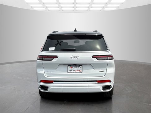 New 2025 Jeep Grand Cherokee L Summit image 4