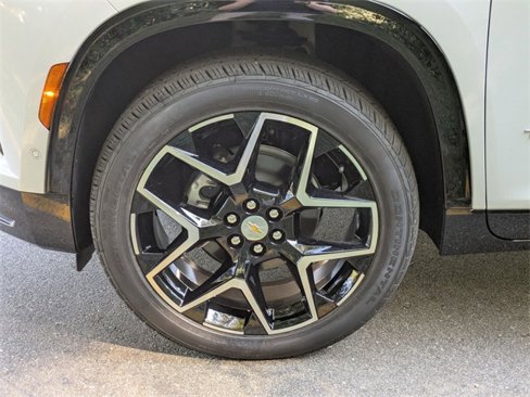 New 2026 Chevrolet Traverse High Country image 7