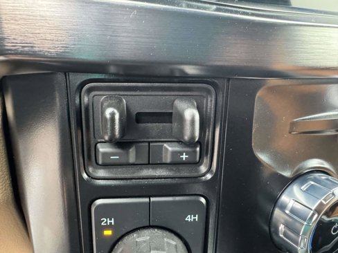 Used 2025 Ford F350 Lariat w/ Lariat Ultimate Package image 30