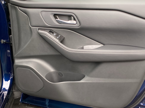 New 2026 Nissan Rogue SV image 30