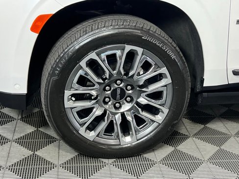 Used 2024 GMC Yukon Denali Ultimate image 13