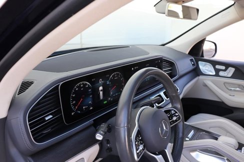 Used 2020 Mercedes-Benz GLS 450 4MATIC image 53
