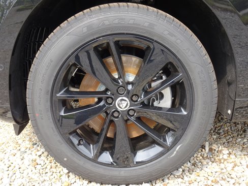 New 2026 Jaguar F-PACE R-Dynamic S image 5