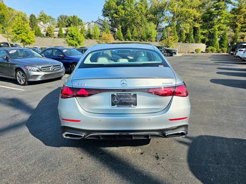 New 2026 Mercedes-Benz E 350 4MATIC Sedan image 8