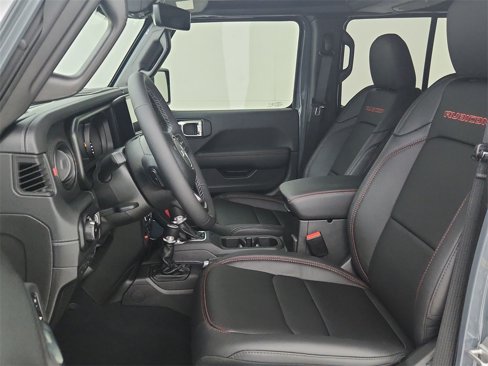 New 2025 Jeep Wrangler Unlimited Rubicon image 11