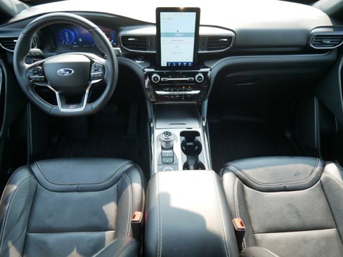 Used 2023 Ford Explorer ST w/ Technology Package image 17