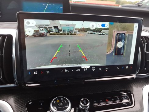 New 2025 Ford Expedition Platinum w/ Stealth Appearance Package image 21