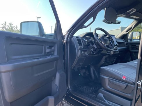 New 2026 RAM 2500 Tradesman w/ Chrome Appearance Group image 16